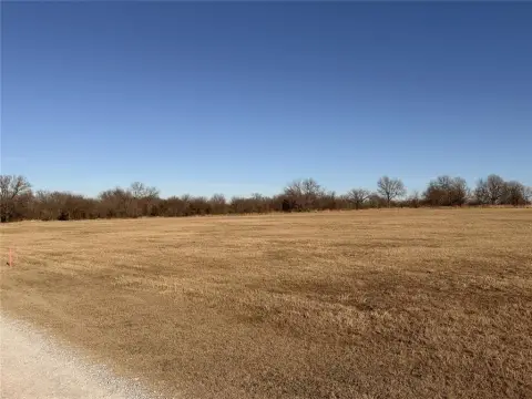 Residential Land in Wynnewood, OK