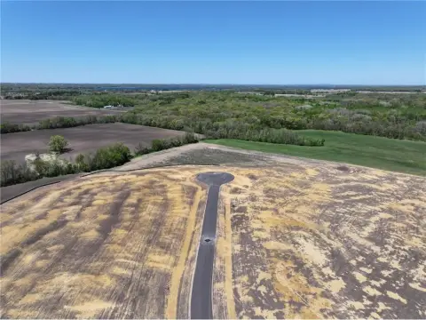 Alexandria Lakes Area Land