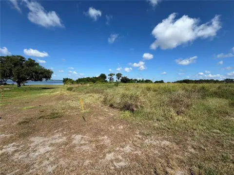 Lakefront Property in Frostproof, Florida