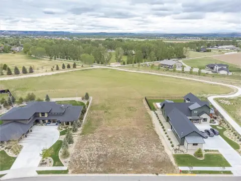 Premier Homesite Bordering Rimrock West Park