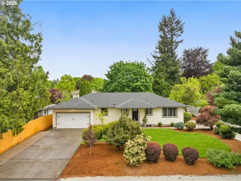 Updated Ranch-Style Multi-Use Home