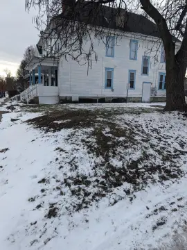 Land in King Lincoln District