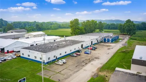 NNN Warehouse Property