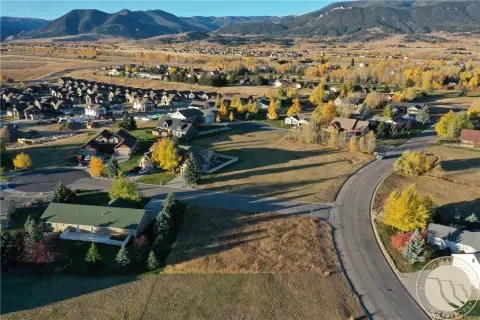 Red Lodge Land with Mountain Views