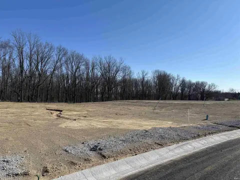 Residential Land in Huntertown, IN