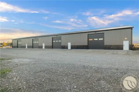 Flex Space with Shop