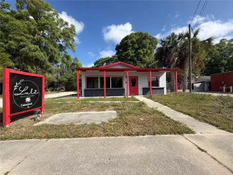 Newberry Restaurant with Dual Access