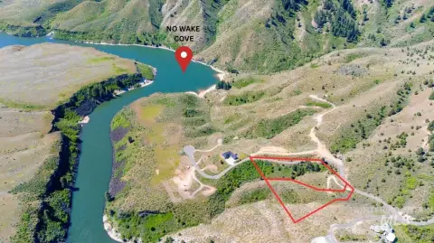 Lakeside Estate Mountain-View Property