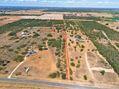 Tranquil Land Parcel in Poteet