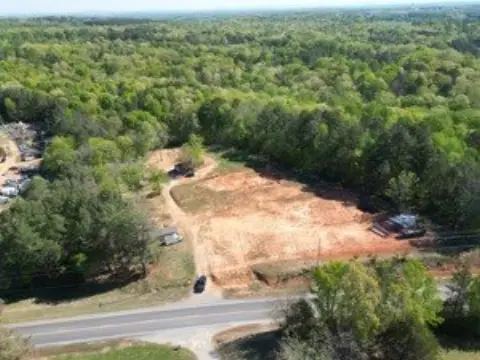 Versatile Land in Rural Setting