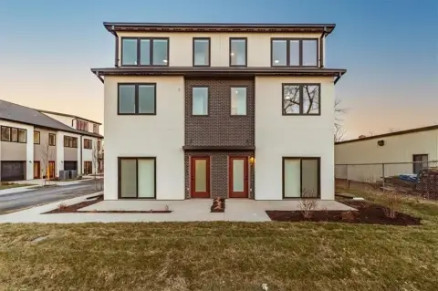 New Construction Townhome in Kansas