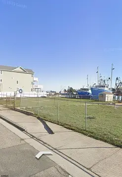 Bayfront Lot in Gardner’s Basin