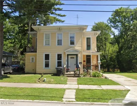 Elyria Duplex: Income Potential