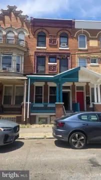 Two-Unit Row Townhouse