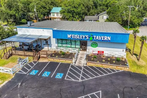 Restaurant with Outdoor Seating