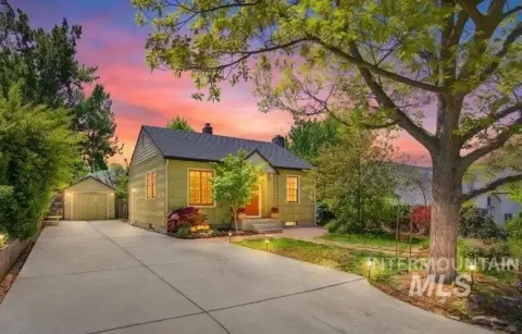 North End Cottage with Guest House