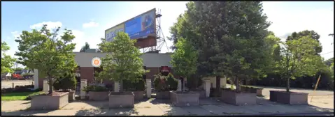 Freestanding Restaurant with Patio