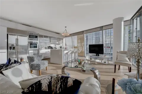 Las Vegas High-Rise Condo