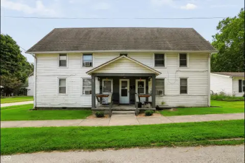 Split-Level Quadplex