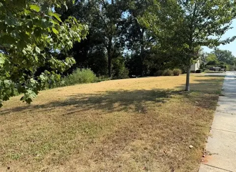 Land Near Marietta Square