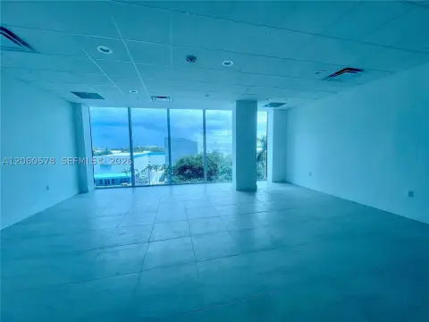 Office Suite in Elite Centre