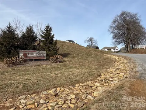 Homesite in Desirable Mills River