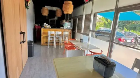 Barceloneta Commercial Space for Rent