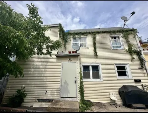 Renovated Duplex Near Tropicana