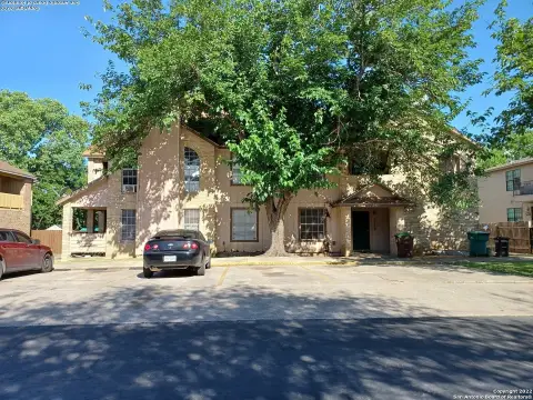 San Antonio Fourplex with Leased Units