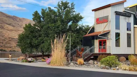 Waterfront Restaurant and Bar