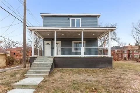 Renovated Duplex with Separate Entrances