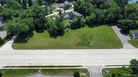 Commercial Land with Three Parcels