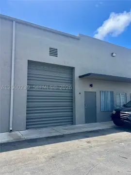 Flex Space with Office