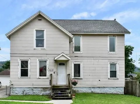 Two-Unit Duplex with Slate Exterior