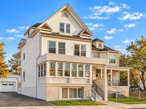 Duplex with Finished Lower Level