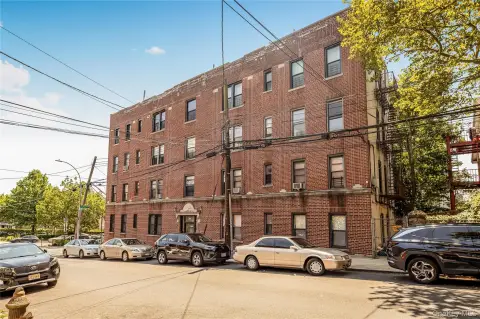 12-Unit Brick Apartment Building