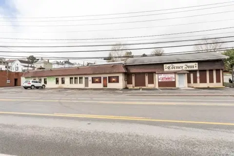 Mixed-Use Entertainment and Income Property