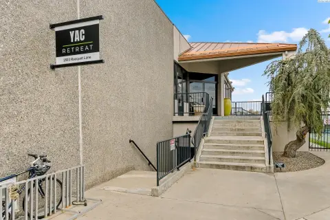 Office Units with Reception Area