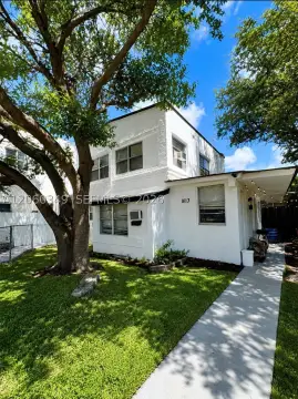 Duplex with Multifamily Development Potential