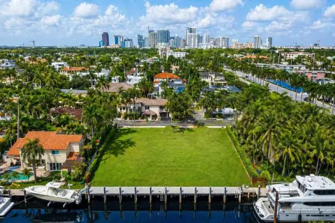 Las Olas Isles Waterfront Land