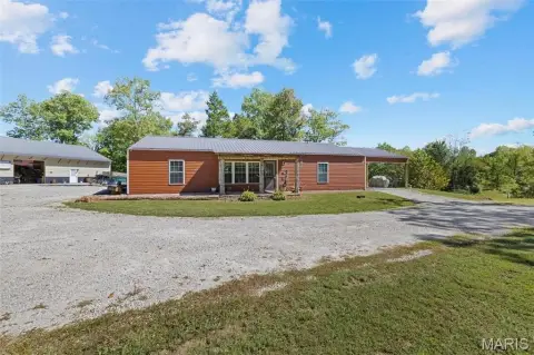 Secluded Lakefront Recreational Property