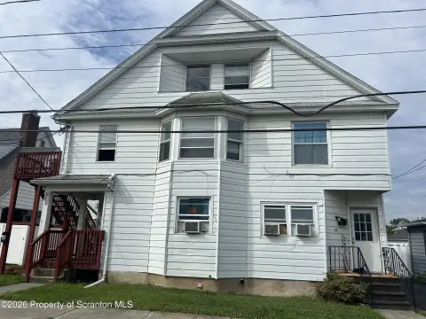 Triplex with Separate Utilities