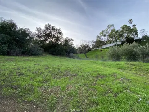 Thousand Oaks Land Opportunity