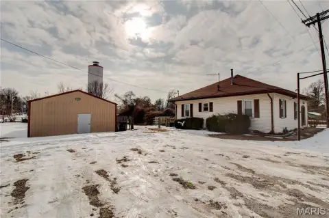 Godfrey Mixed-Use Property For Sale