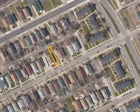Residential Vacant Lot in Detroit