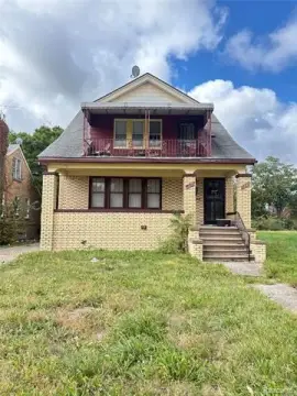 Detroit Duplex Ready for Renovation