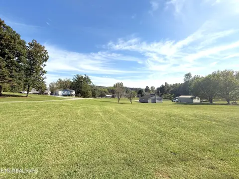 Land with Lake Views