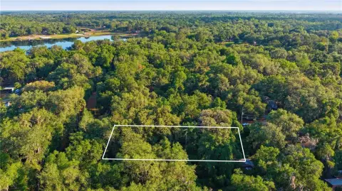 Residential Land in Silver Springs