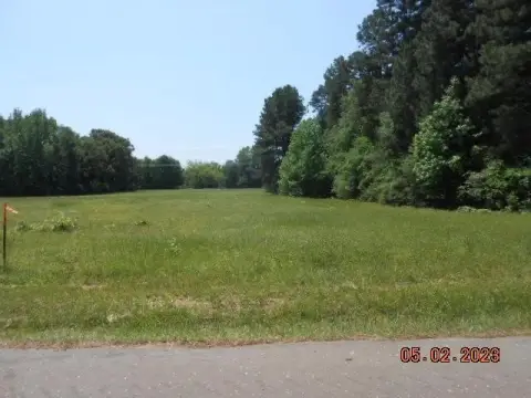 Residential Acreage Near Henderson, Texas