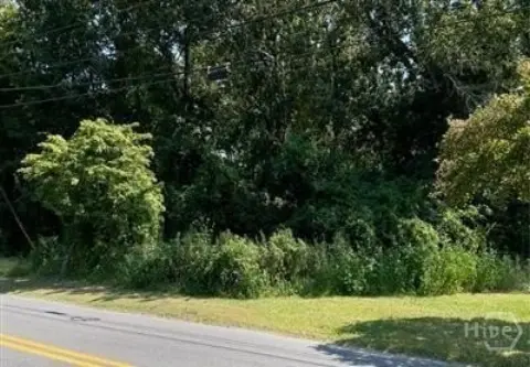 Residential Land in Savannah, GA